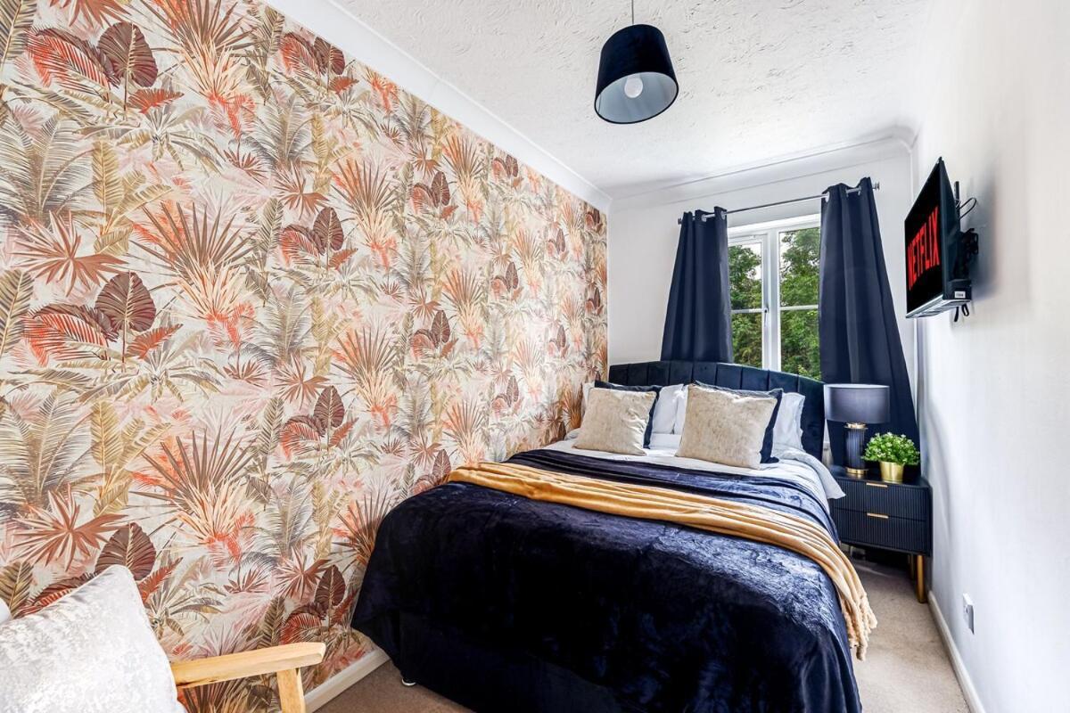 Stylish House - Excellent Location - Driveway Parking, Self-Check-In, Tvs In Bedrooms And Fast Wifi By Yoko Property Milton Keynes Exterior foto